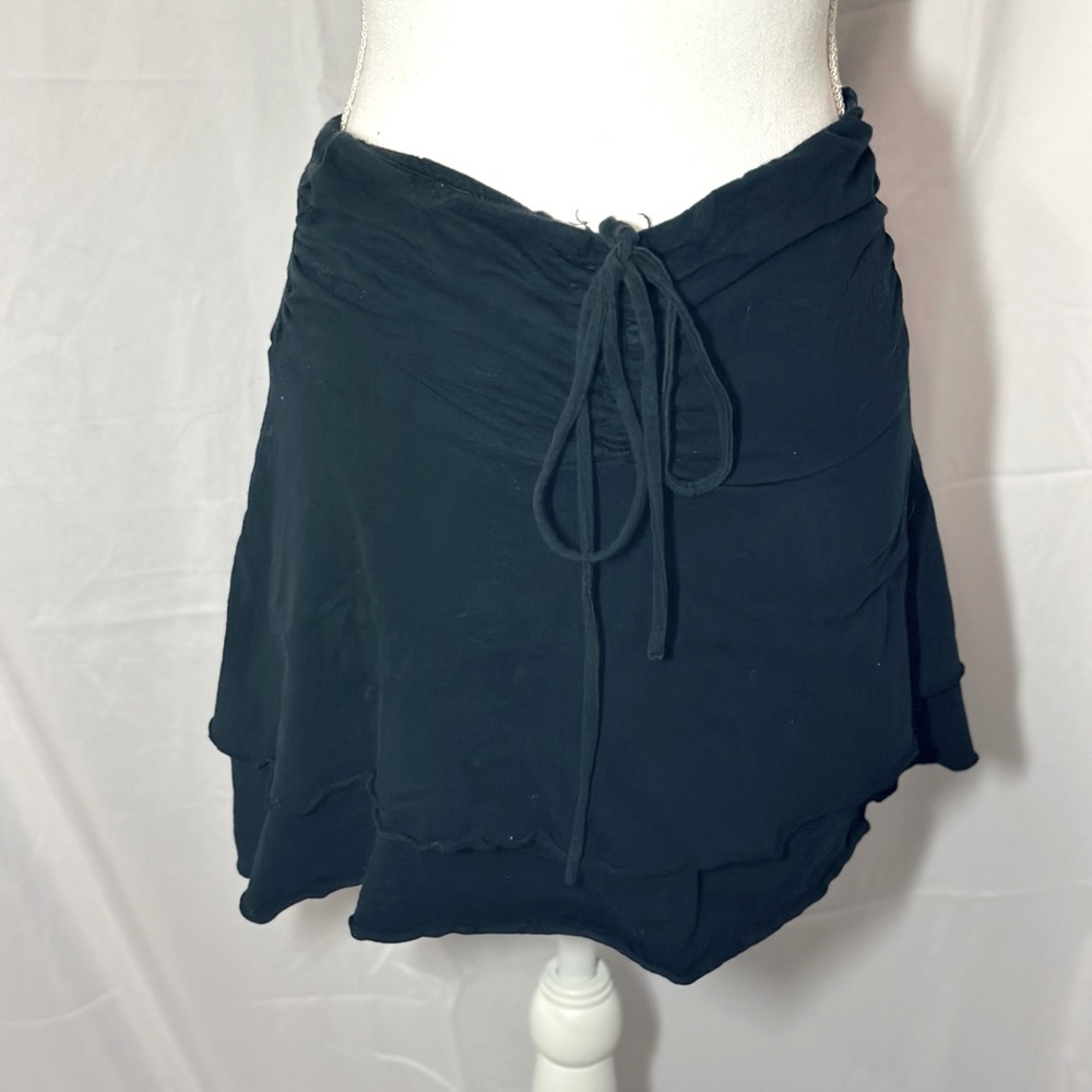 WILD FABLE- Layered skirt, black, medium.